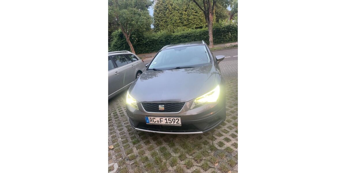 Seat Leon 200.000 km 8.500 &euro; Baesweiler 52499