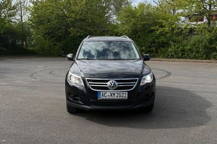 VW Tiguan 119.400 km 9.200 &euro; Baesweiler 52499