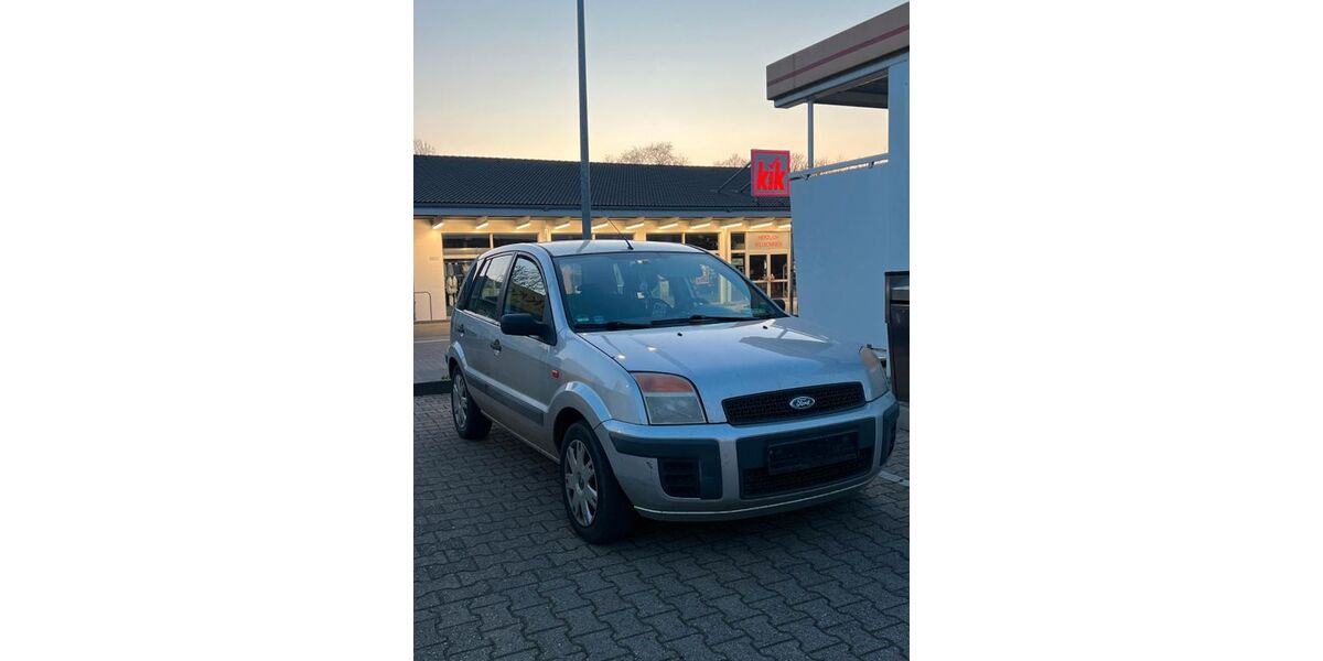 Ford Fusion 233.000 km 800 &euro; Hückelhoven 41836