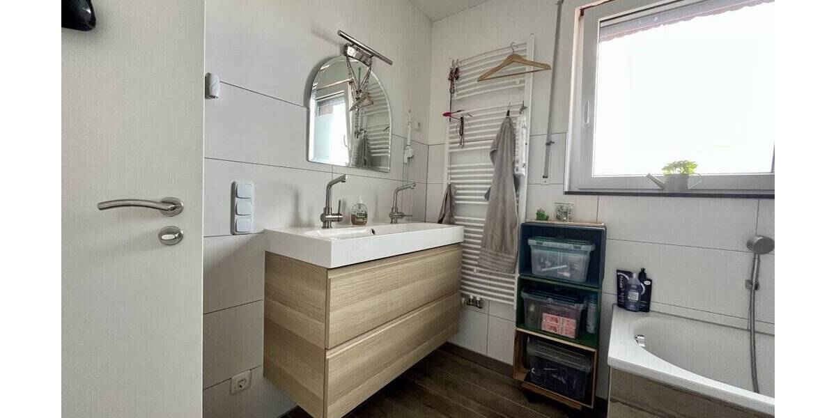 Reihenmittelhaus Stolberg (Rhld.) Münsterbusch - 5 Zimmer, 136 m&sup2;, 268.000&euro; | Angebot:26192162