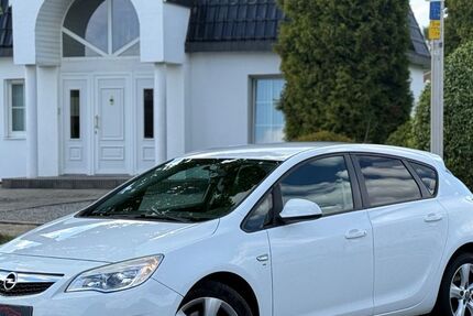 Opel Astra 127.473 km 5.490 &euro; Jülich 52428