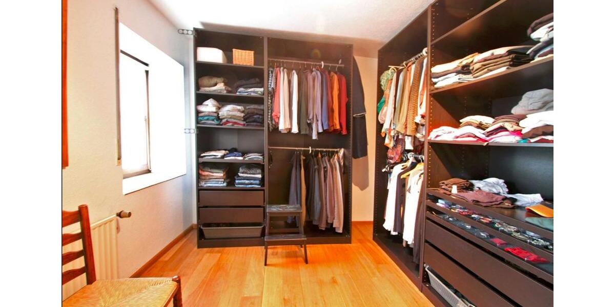 Einfamilienhaus Gangelt - 8 Zimmer, 235 m&sup2;, 409.000&euro; | Angebot:25273012