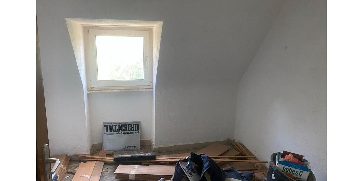 Dachgeschoßwohnung Aachen Aachen-Mitte - 6 Zimmer, 140 m&sup2;, 140.000&euro; | Angebot:26826768