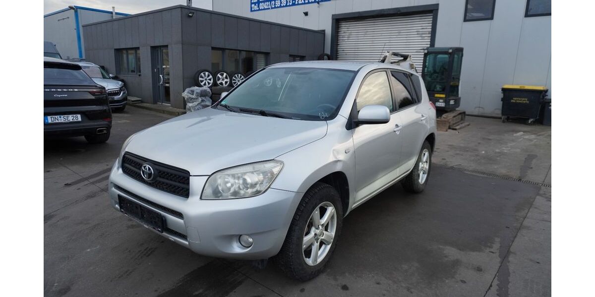 Toyota RAV 4 115.953 km 6.900 &euro; Düren 52353
