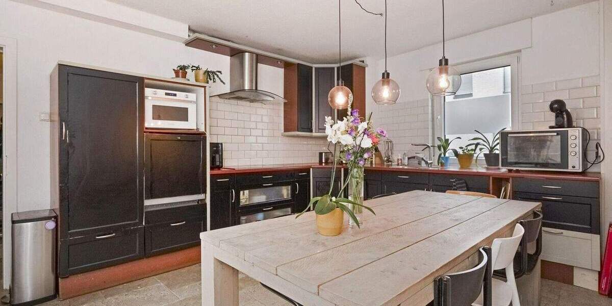 Mehrfamilienhaus, Wohnhaus Gangelt / Breberen Breberen - 7 Zimmer, 166 m&sup2;, 169.000&euro; | Angebot:25780710