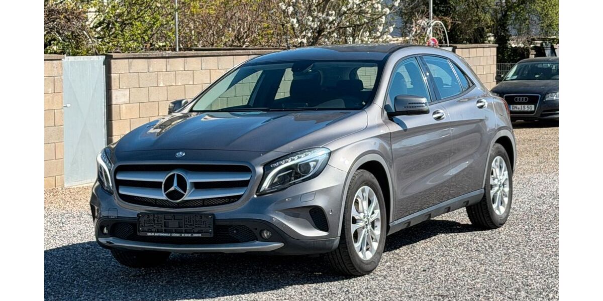 Mercedes-Benz GLA 180 170.033 km 11.490 &euro; Düren 52351