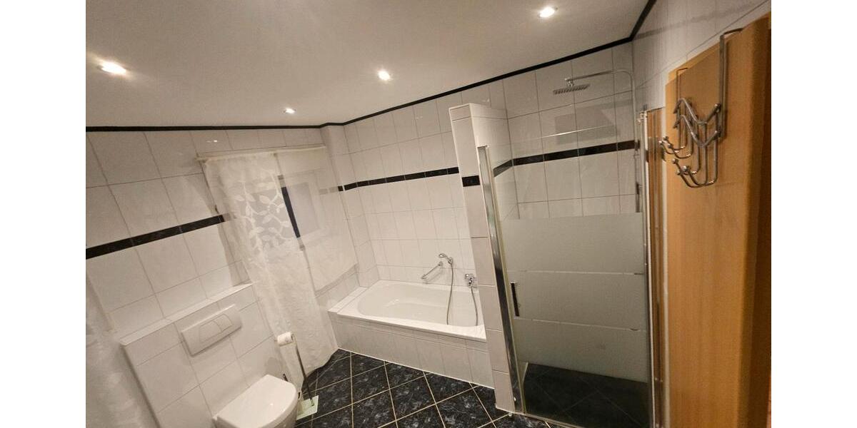 Doppelhaushälfte Heinsberg - 3.5 Zimmer, 180 m&sup2;, 465.000&euro; | Angebot:26567937