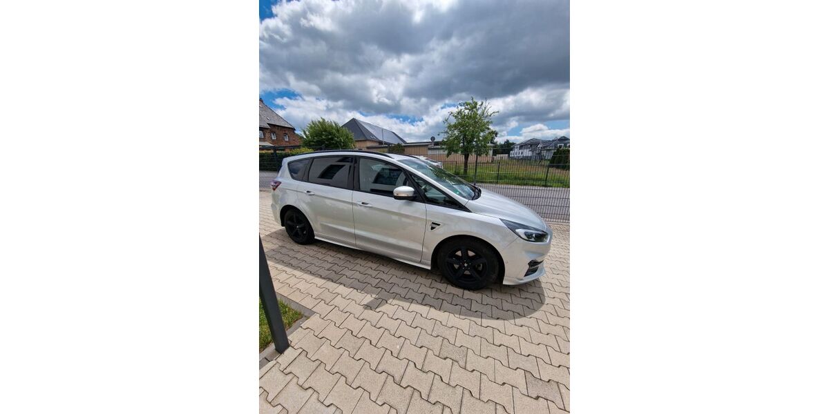 Ford S-Max 62.000 km 26.500 &euro; Nideggen 52385