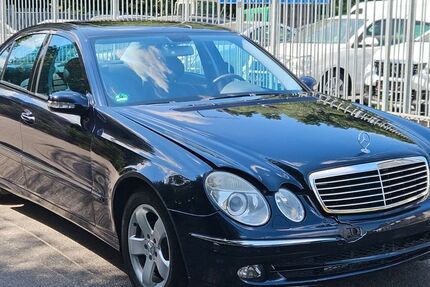 Mercedes-Benz E 350 190.000 km 2.350 &euro; Niederzier 52382