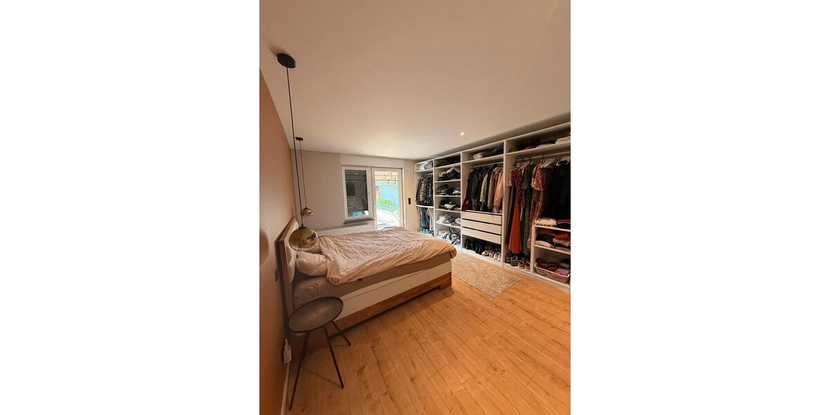 Etagenwohnung Aachen Aachen-Mitte - 1 Zimmer, 100 m&sup2;, 265.000&euro; | Angebot:26134571