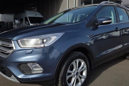 Ford Kuga 33.424 km 15.880 &euro; Düren 52351