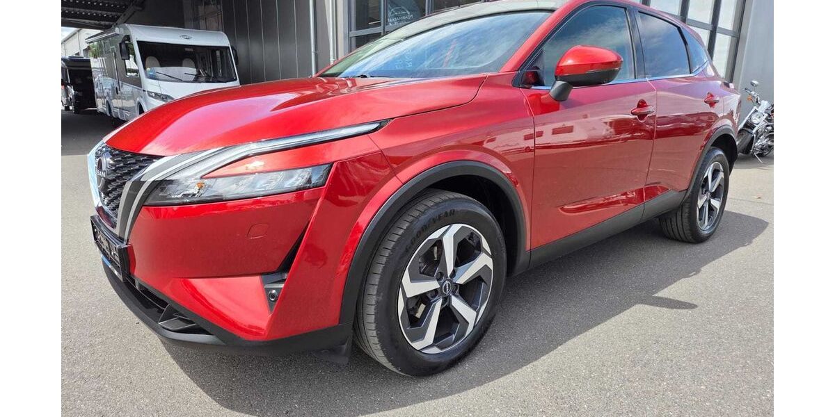 Nissan Qashqai 78.000 km 22.880 &euro; Düren 52351