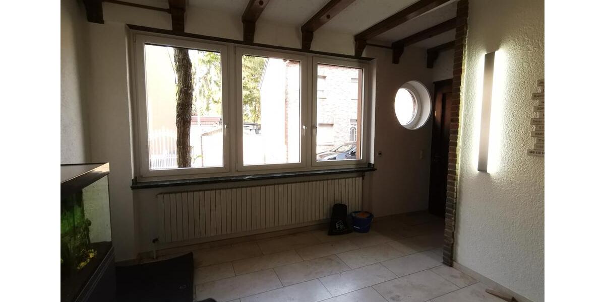Reihenhaus Alsdorf - 9 Zimmer, 210 m&sup2;, 389.000&euro; | Angebot:27009075