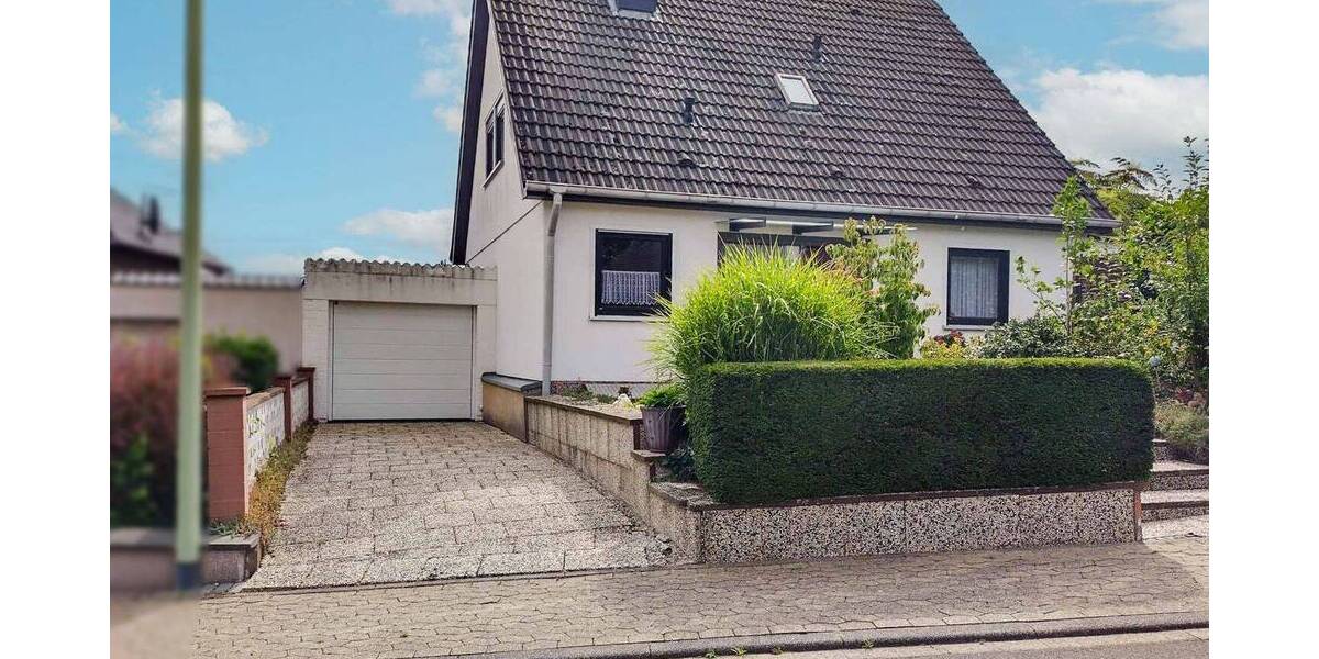 Einfamilienhaus Vettweiß Frangenheim - 5 Zimmer, 150 m&sup2;, 320.000&euro; | Angebot:26229552