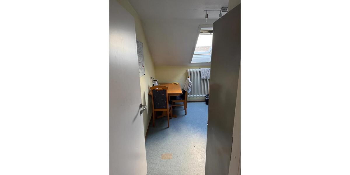 Dachgeschoßwohnung Aachen Aachen-Mitte - 3 Zimmer, 70 m&sup2;, 840&euro; | Angebot:25904639