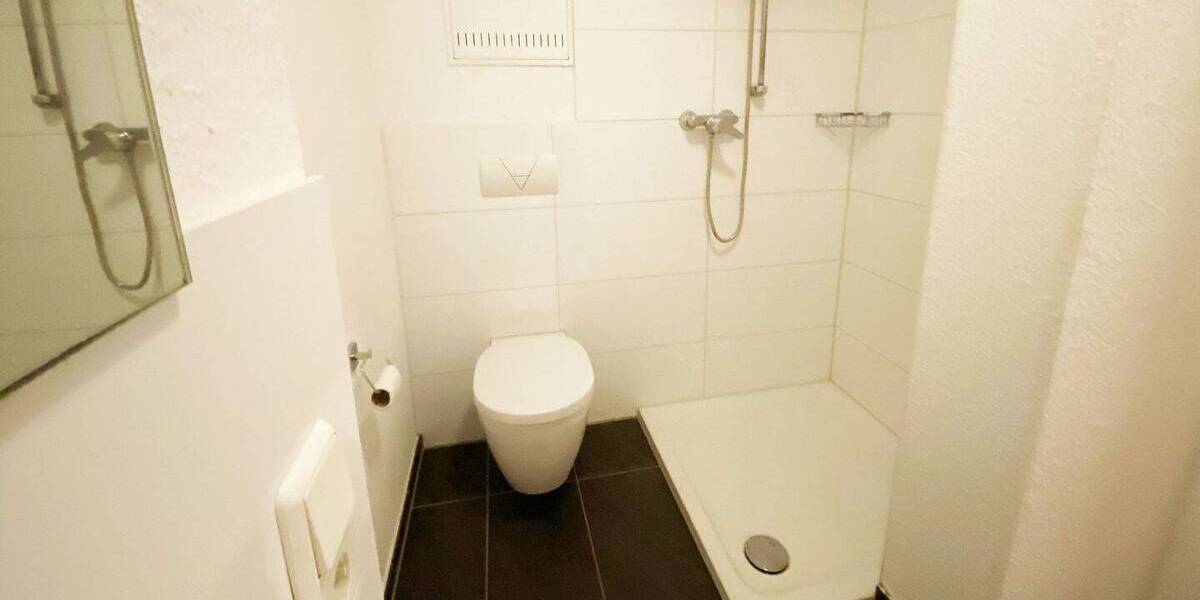 Etagenwohnung Aachen Aachen-Mitte - 2 Zimmer, 70 m&sup2;, 1.070&euro; | Angebot:26229404