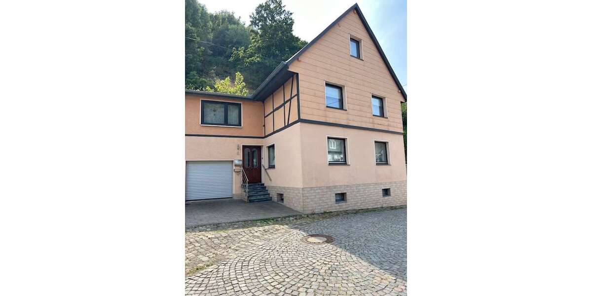 Einfamilienhaus Nordrhein-Westfalen - Heimbach Heimbach - 8 Zimmer, 145 m&sup2;, 175.000&euro; | Angebot:22316551