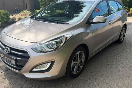 Hyundai i30 221.000 km 5.890 &euro; Eschweiler 52249