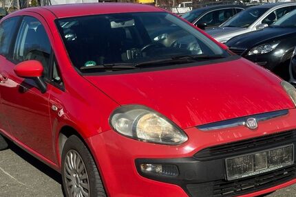 Fiat Punto Evo 136.000 km 2.200 &euro; Aachen 52070