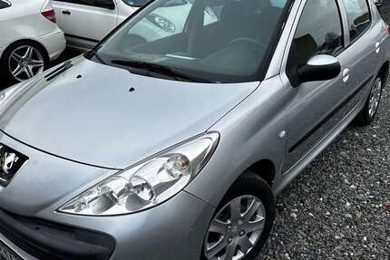 Peugeot 206 149.986 km 3.790 &euro; Aachen 52068
