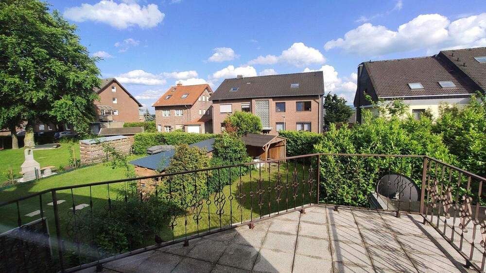 Doppelhaushälfte Aachen-Brand Brand - 9 Zimmer, 235 m&sup2;, 698.000&euro; | Angebot:25724149