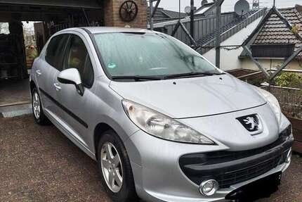 Peugeot 207 54.000 km 3.800 &euro; Herzogenrath 52134