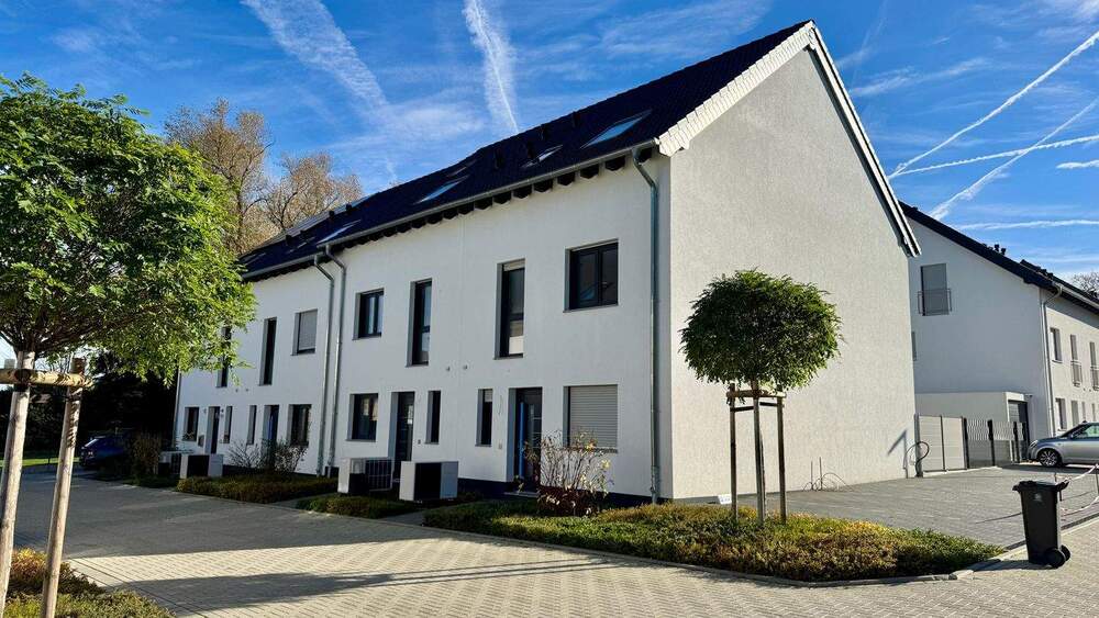 Reihenmittelhaus Stolberg Breinig - 6 Zimmer, 140 m&sup2;, 529.900&euro; | Angebot:25778502
