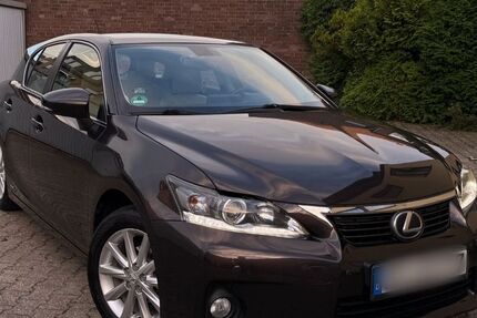 Lexus CT 200h 199.759 km 8.500 &euro; Herzogenrath 52134