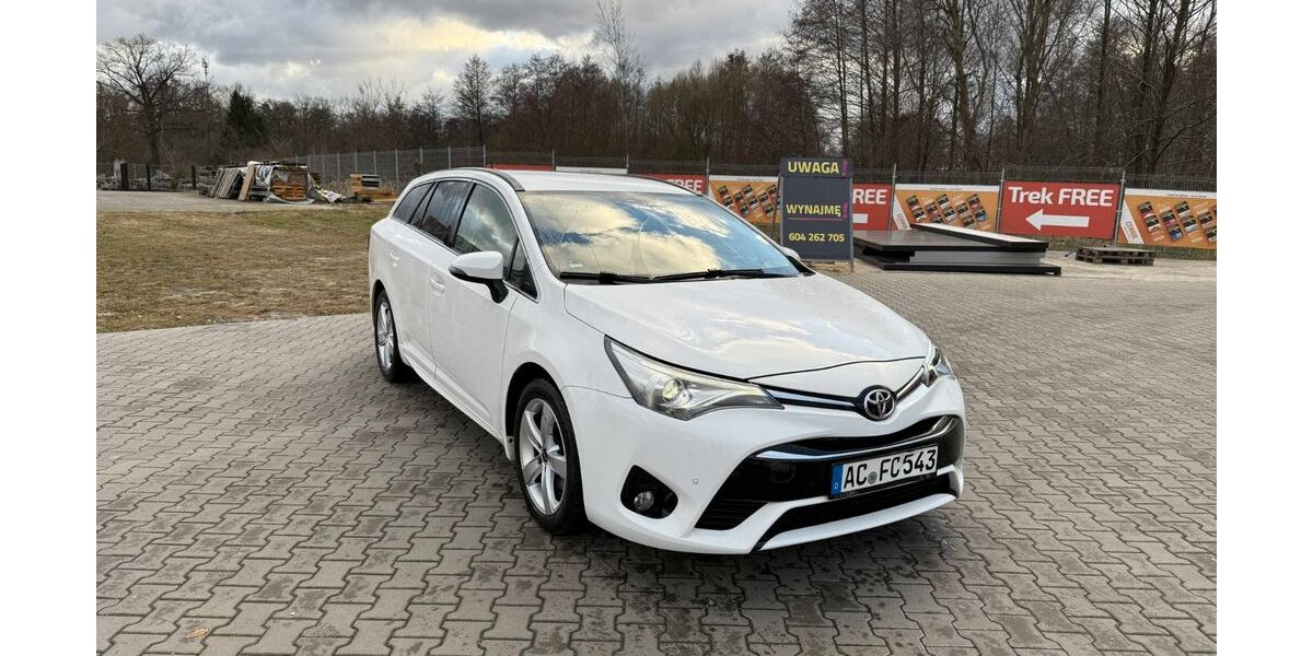 Toyota Avensis 231.200 km 5.500 &euro; Stolberg 52224