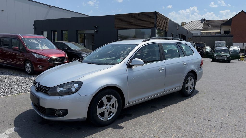 VW Golf 218.165 km 2.490 &euro; Übach Palenberg 52531