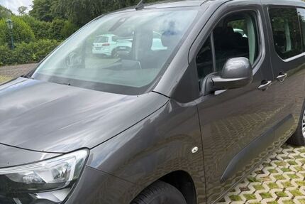 Opel Combo 82.797 km 13.400 &euro; Aachen 52076