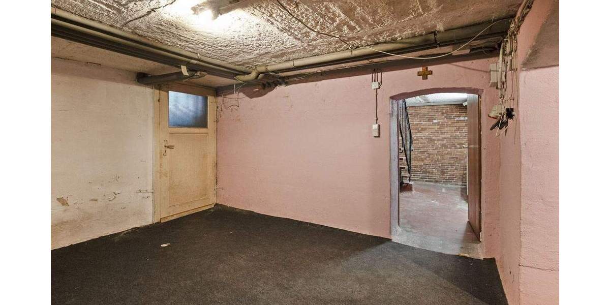 Mehrfamilienhaus, Wohnhaus Geilenkirchen - 6 Zimmer, 140 m&sup2;, 349.000&euro; | Angebot:25707174