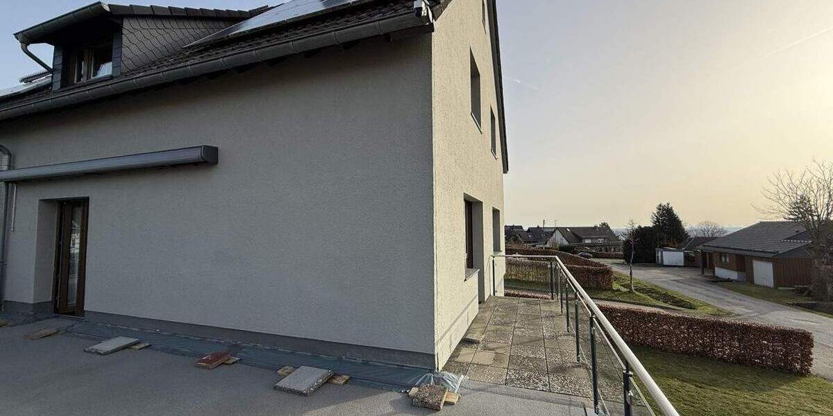 Etagenwohnung Monschau / Mützenich Mützenich - 4 Zimmer, 102 m&sup2;, 200.000&euro; | Angebot:25801607