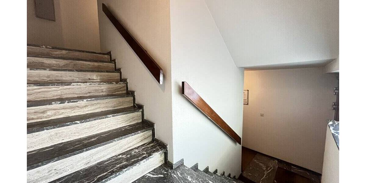 Etagenwohnung Aachen Aachen-Mitte - 2 Zimmer, 84 m&sup2;, 265.000&euro; | Angebot:26192168