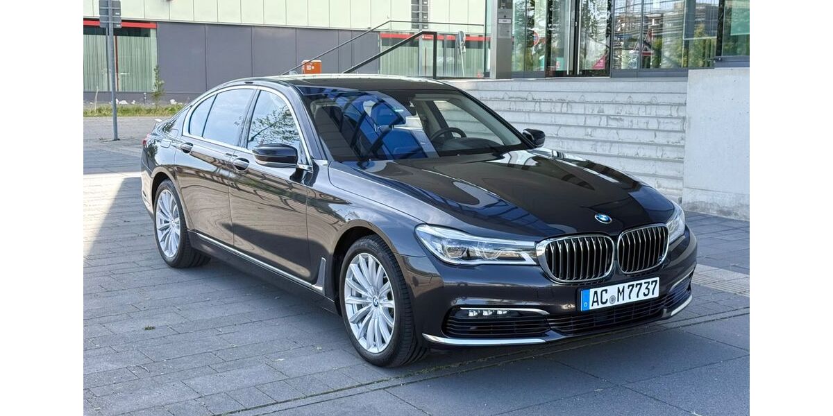 BMW 750 67.500 km 38.900 &euro; Aachen 52068