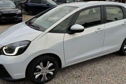Honda Jazz 1.950 km 24.490 &euro; Heinsberg-Dremmen 52525