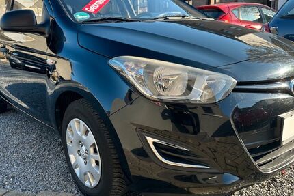 Hyundai i20 199.342 km 3.250 &euro; Aachen 52080