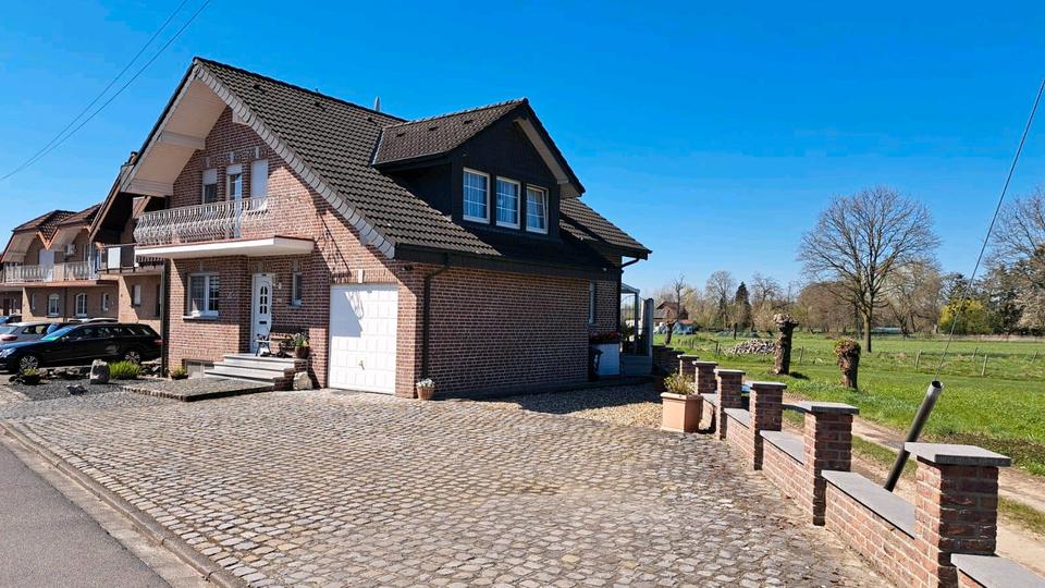 Einfamilienhaus Gangelt - 5 Zimmer, 130 m&sup2;, 349.000&euro; | Angebot:26059930