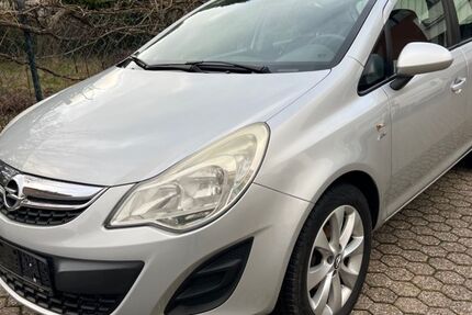Opel Corsa 87.000 km 5.299 &euro; Düren 52355