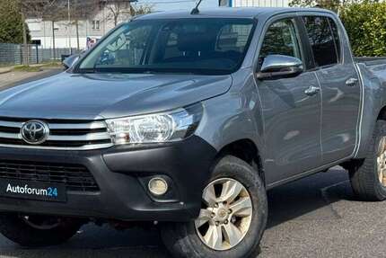 Toyota Hilux 92.000 km 29.999 &euro; Jülich 52428
