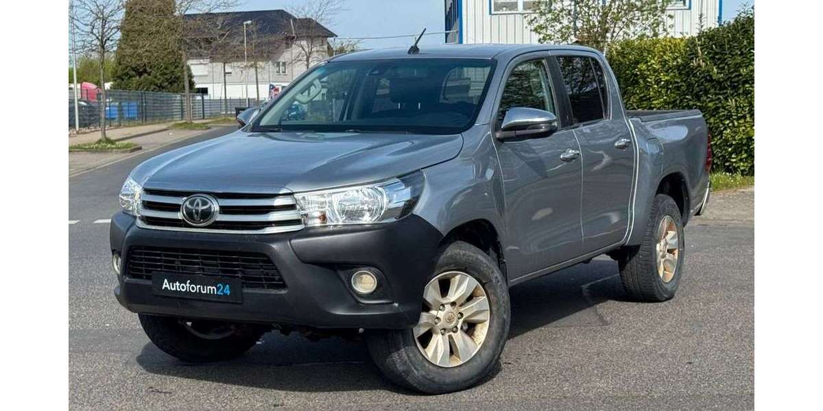 Toyota Hilux 92.000 km 29.999 &euro; Jülich 52428