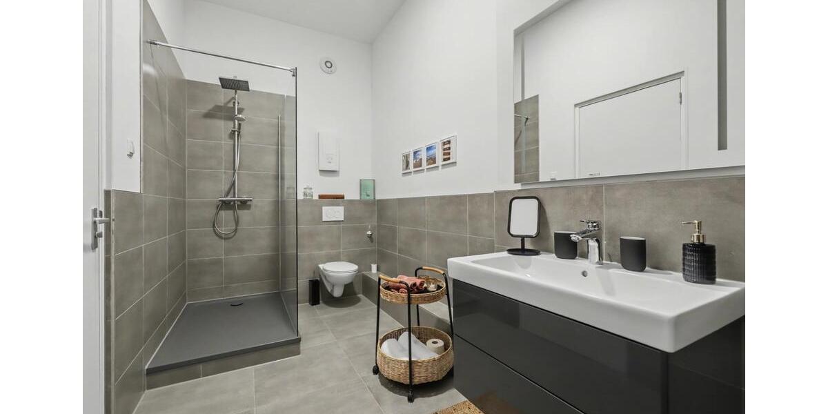 Villa Aachen Aachen-Mitte - 10 Zimmer, 292 m&sup2;, 750.000&euro; | Angebot:26167204