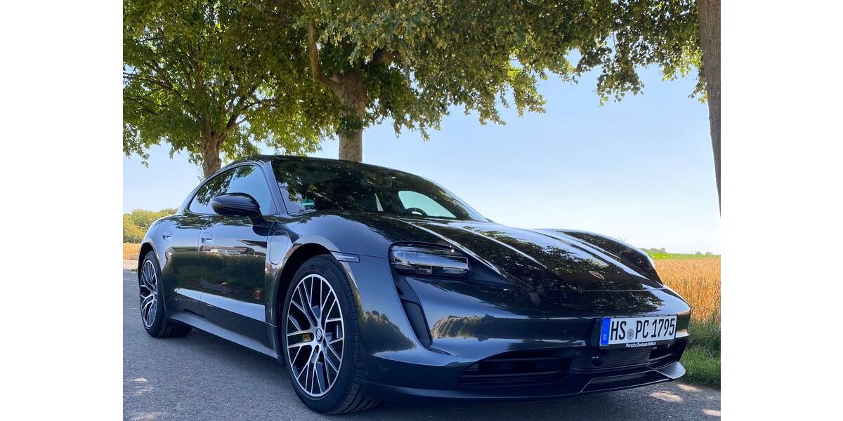 Porsche Taycan 32.000 km 61.000 &euro; Erkelenz 41812