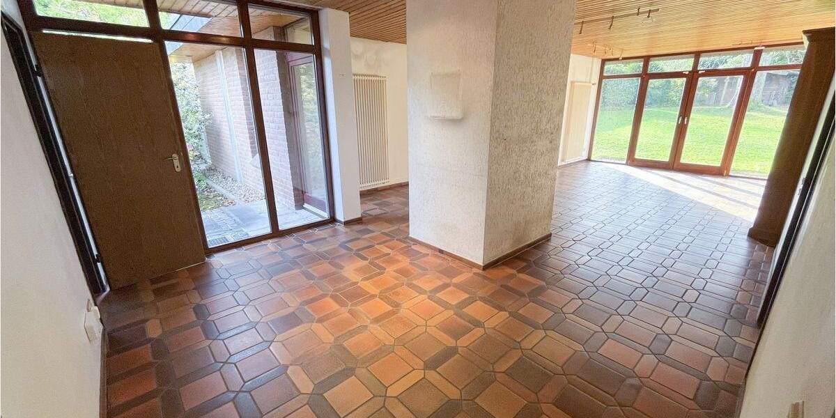 Bungalow Aachen Aachen-Mitte - 6 Zimmer, 155 m&sup2;, 1.175.000&euro; | Angebot:25773305