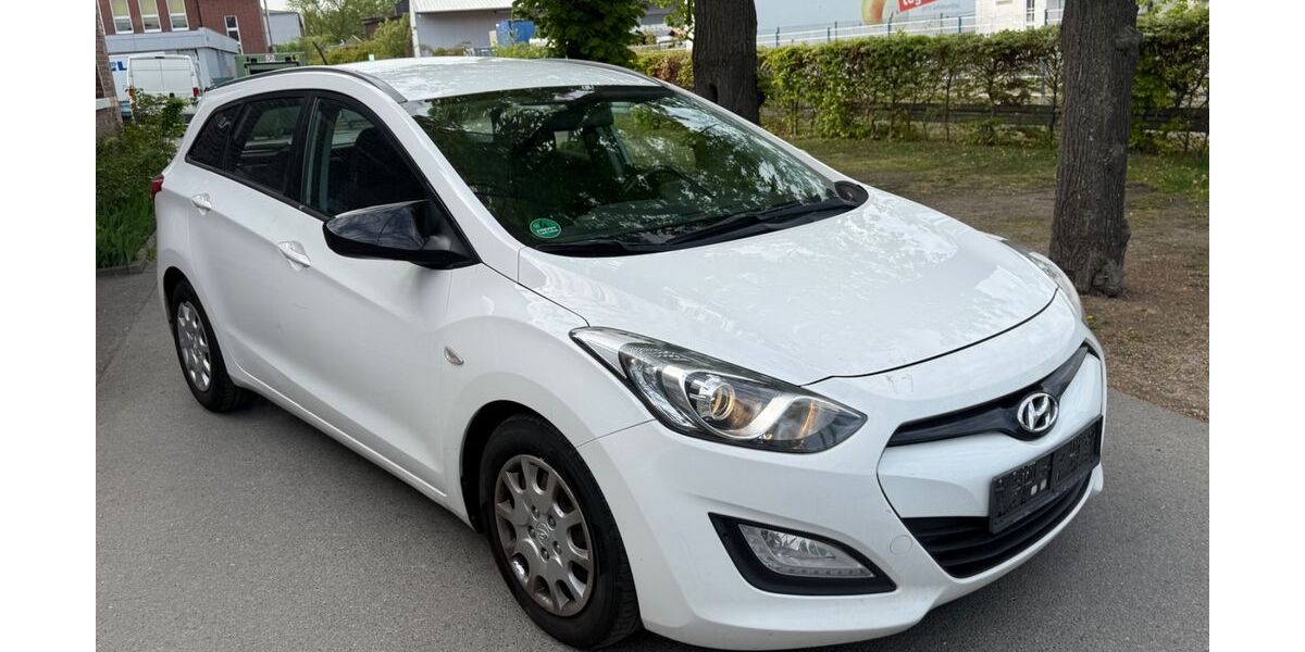 Hyundai i30 280.000 km 2.790 &euro; Düren 52349