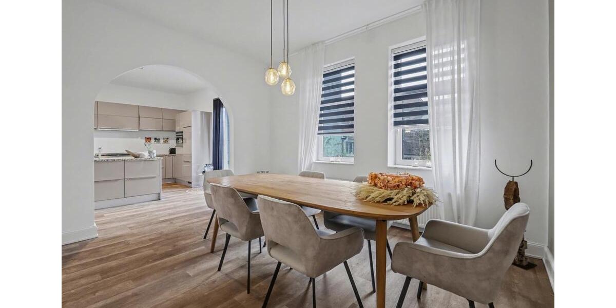 Villa Aachen Aachen-Mitte - 10 Zimmer, 292 m&sup2;, 750.000&euro; | Angebot:26167204