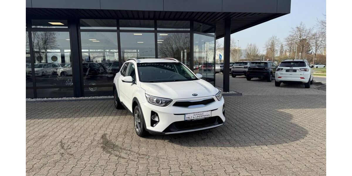Kia Stonic 93.871 km 11.444 &euro; Jülich 52428