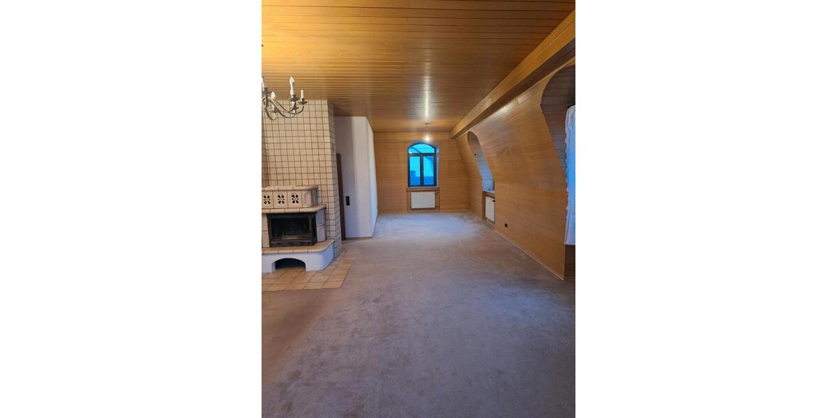Dachgeschoßwohnung Geilenkirchen - 3 Zimmer, 123 m&sup2;, 990&euro; | Angebot:26504046