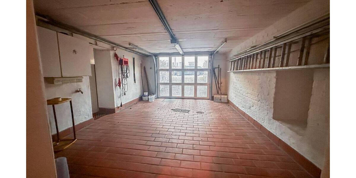 Reihenmittelhaus Aachen Aachen-Mitte - 7 Zimmer, 140 m&sup2;, 695.000&euro; | Angebot:26065134