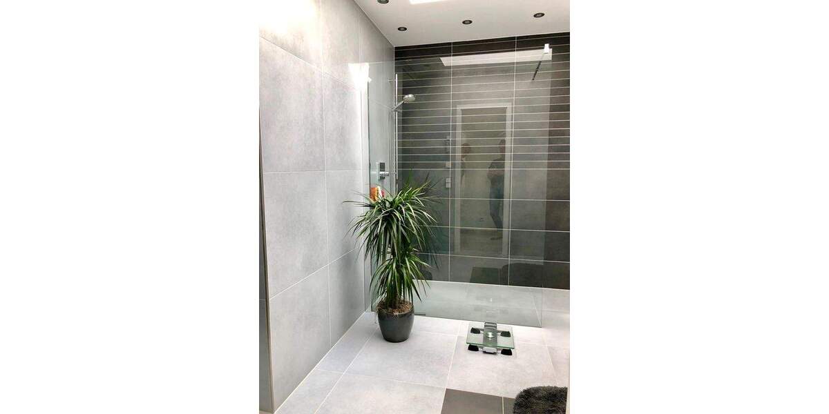 Einfamilienhaus Düren Berzbuir - 9 Zimmer, 450 m&sup2;, 1.390.000&euro; | Angebot:25802723